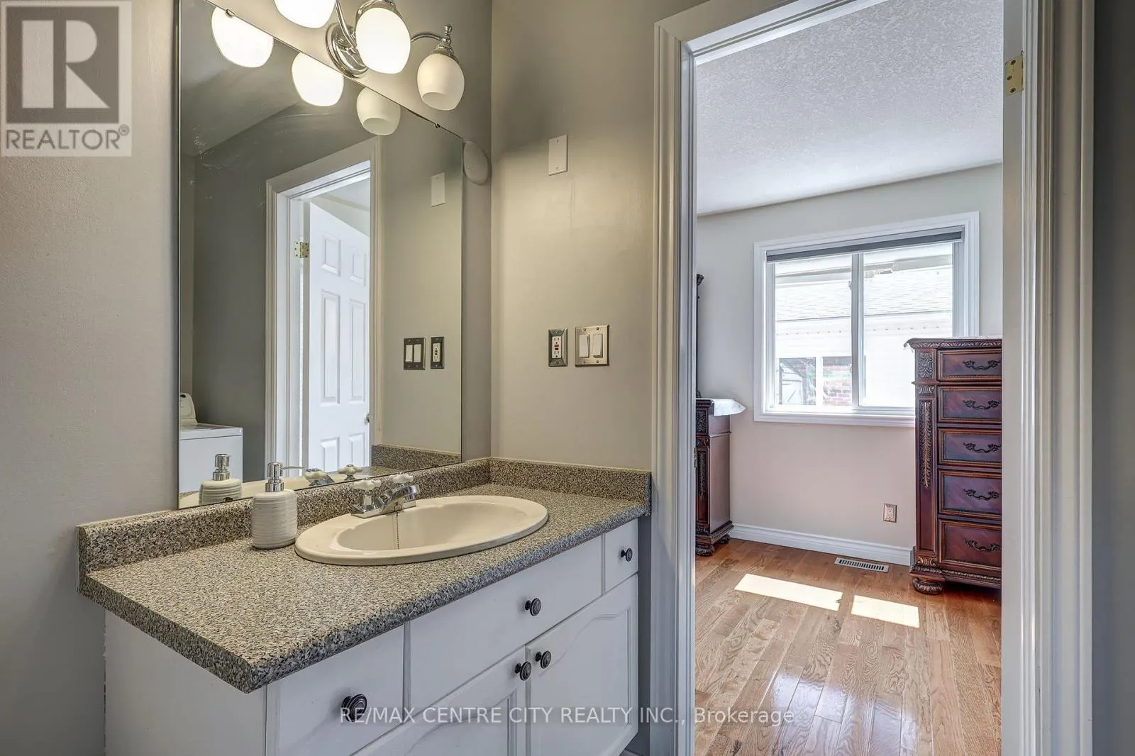 26 SIFTON DRIVE