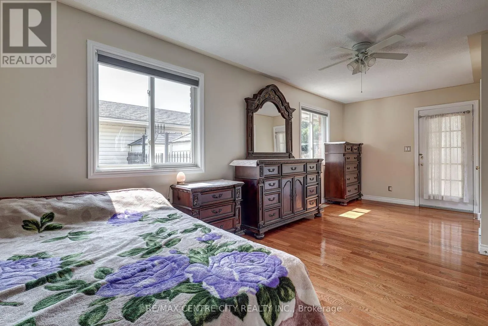 26 SIFTON DRIVE