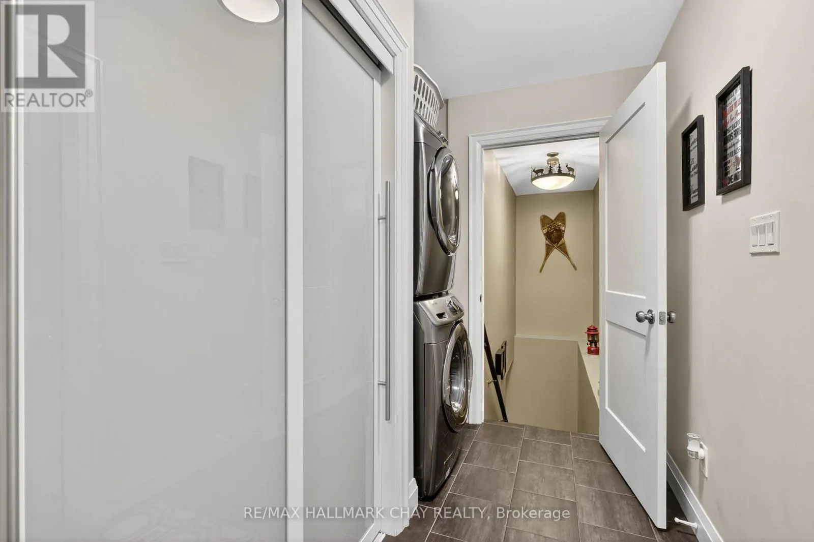 202 VEL-DOR CRESCENT