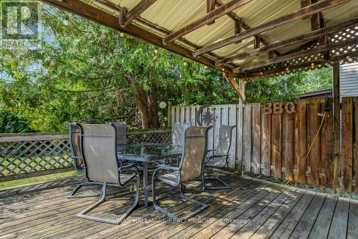 44 TURRET COURT
