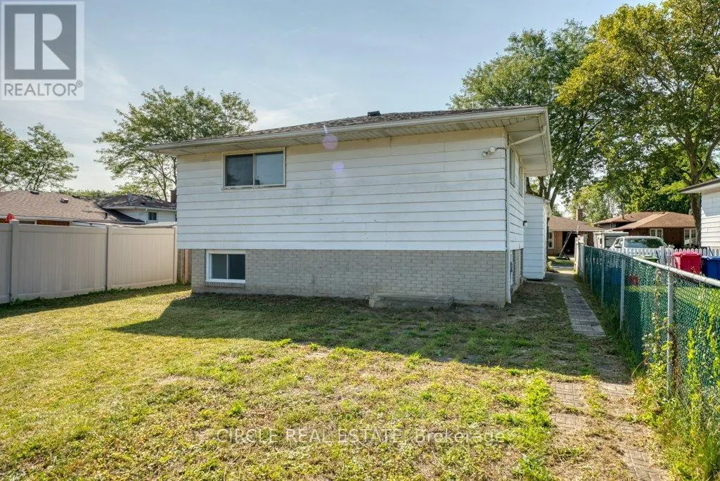 10649 HALSTEAD CRESCENT