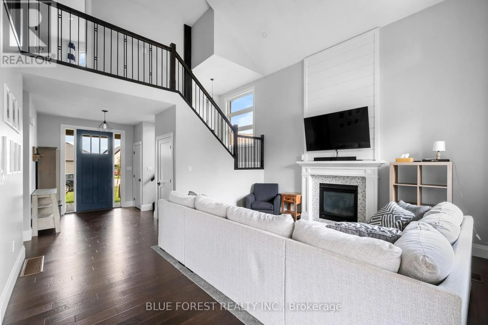 155 WINTERMUTE COURT