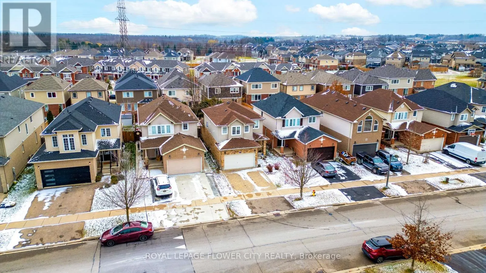 369 THOMAS SLEE DRIVE