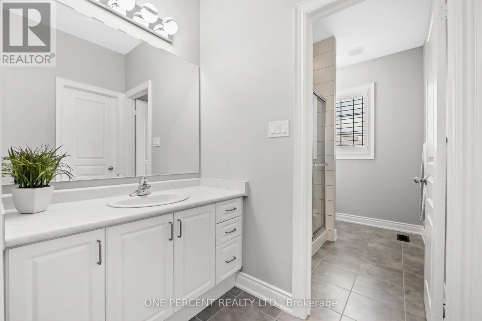 107 AVANTI CRESCENT