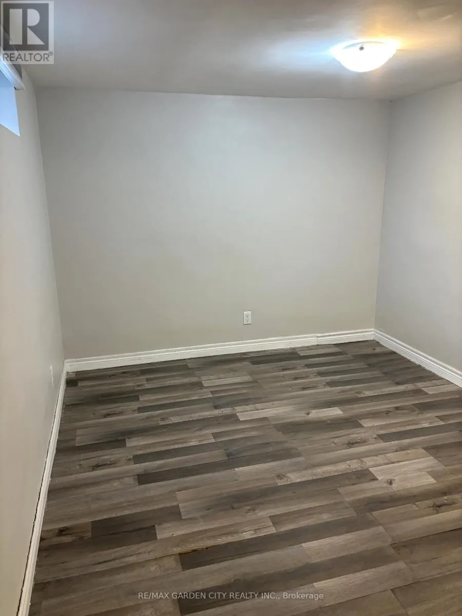 LOWER - 32 BIRCHPARK DRIVE