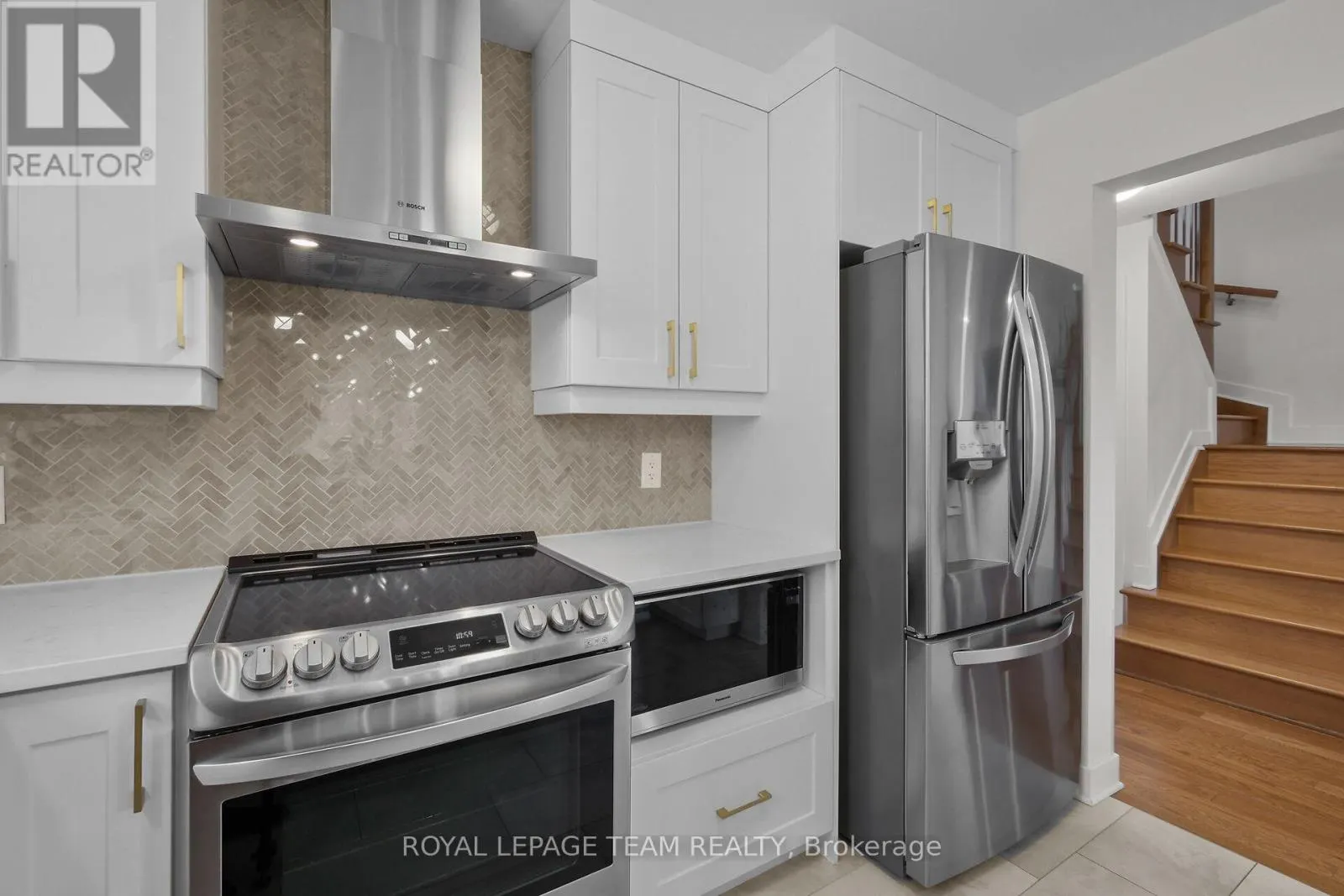 374 TRILLIUM CIRCLE