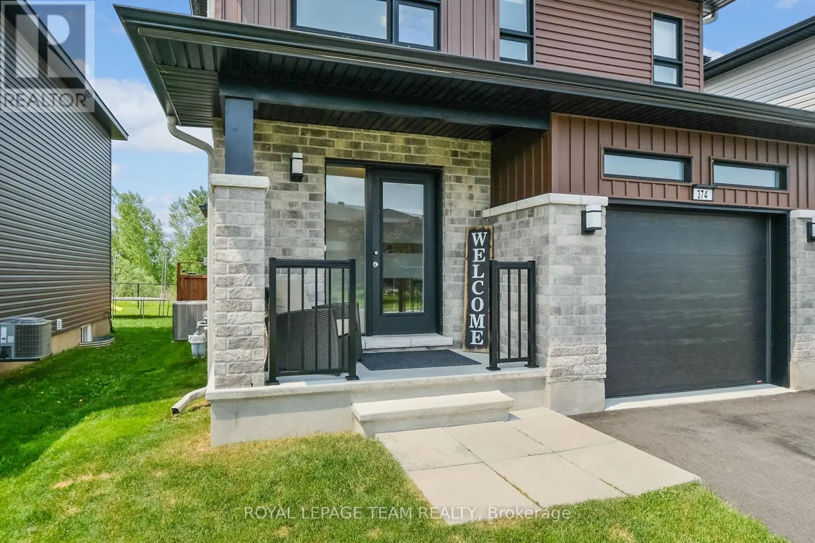 374 TRILLIUM CIRCLE