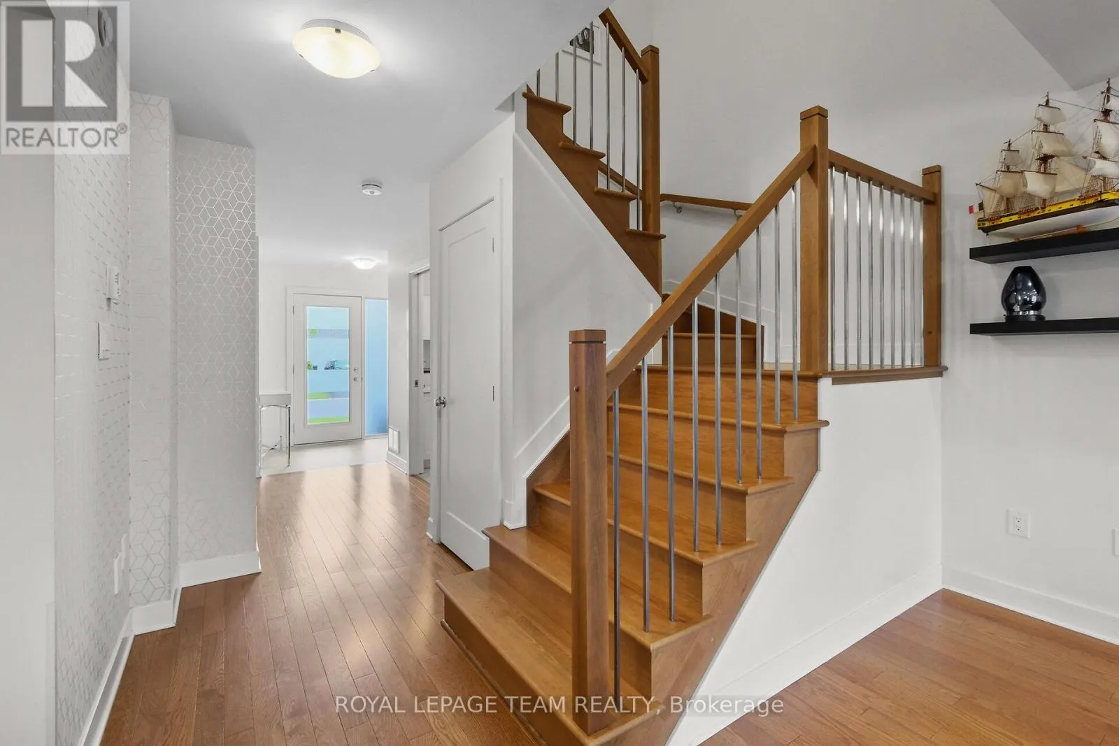 374 TRILLIUM CIRCLE