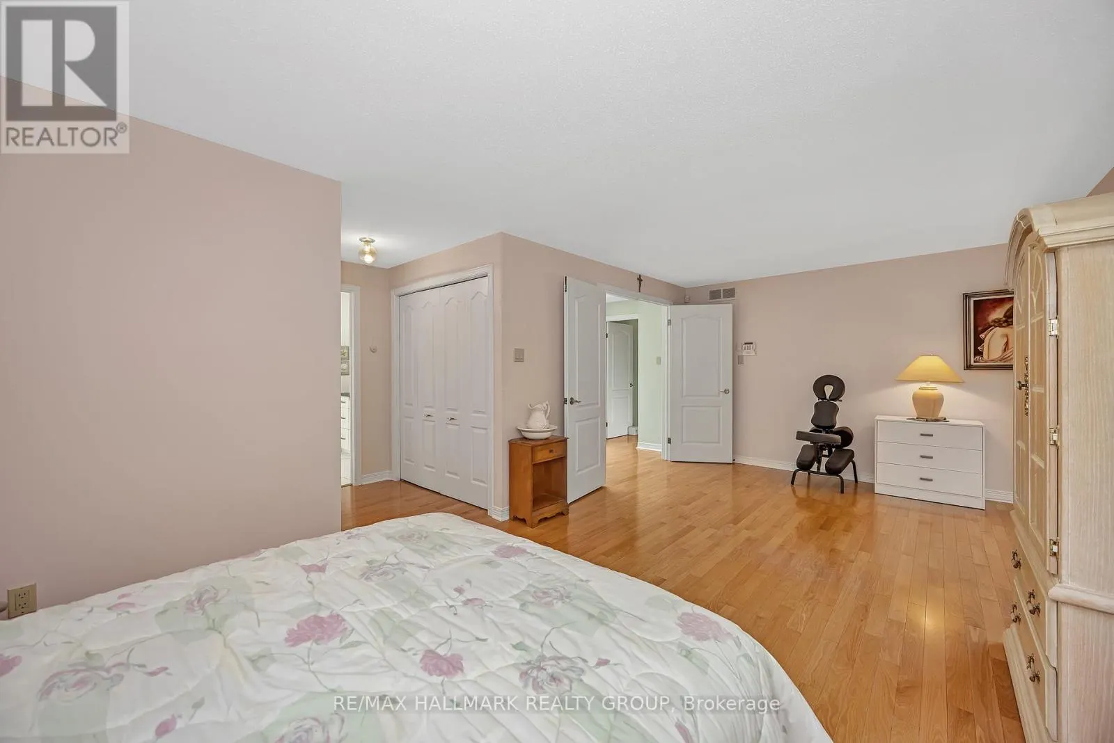 1725 AUTUMN RIDGE DRIVE