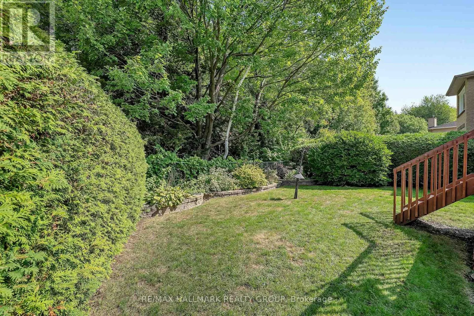 1725 AUTUMN RIDGE DRIVE