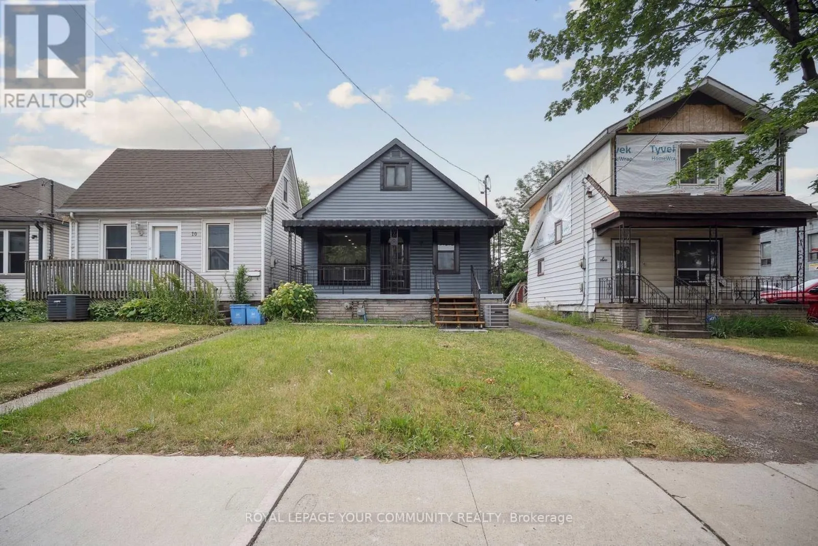 8 MERCHISON AVENUE