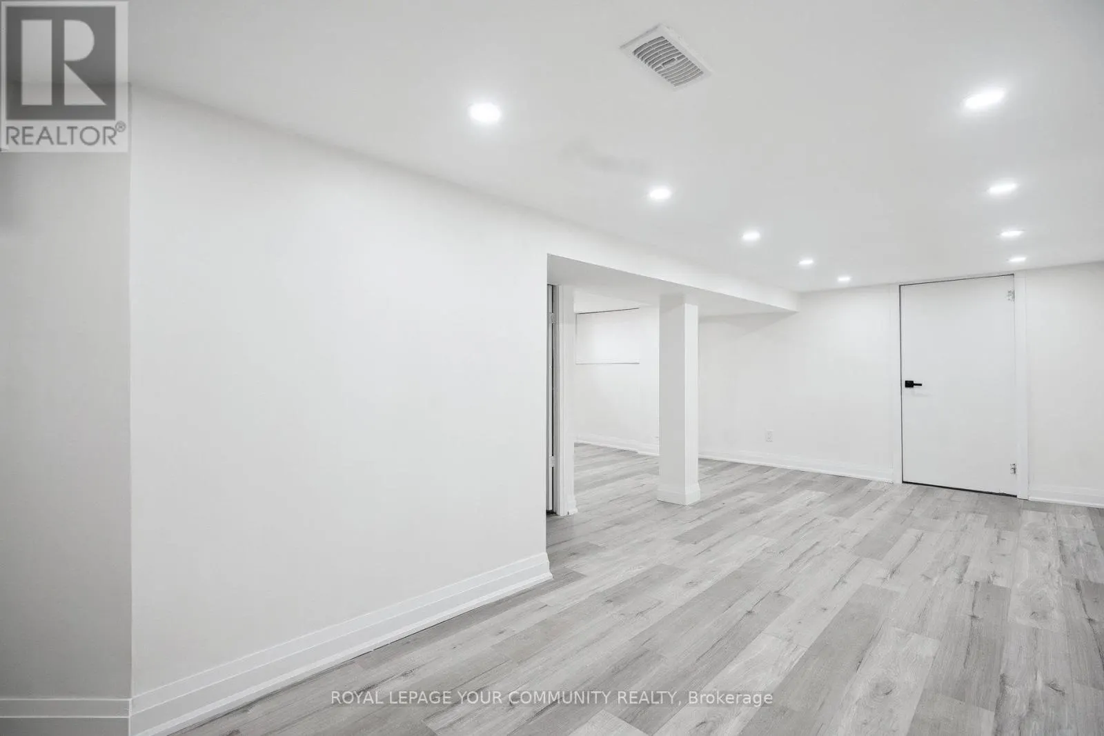 8 MERCHISON AVENUE