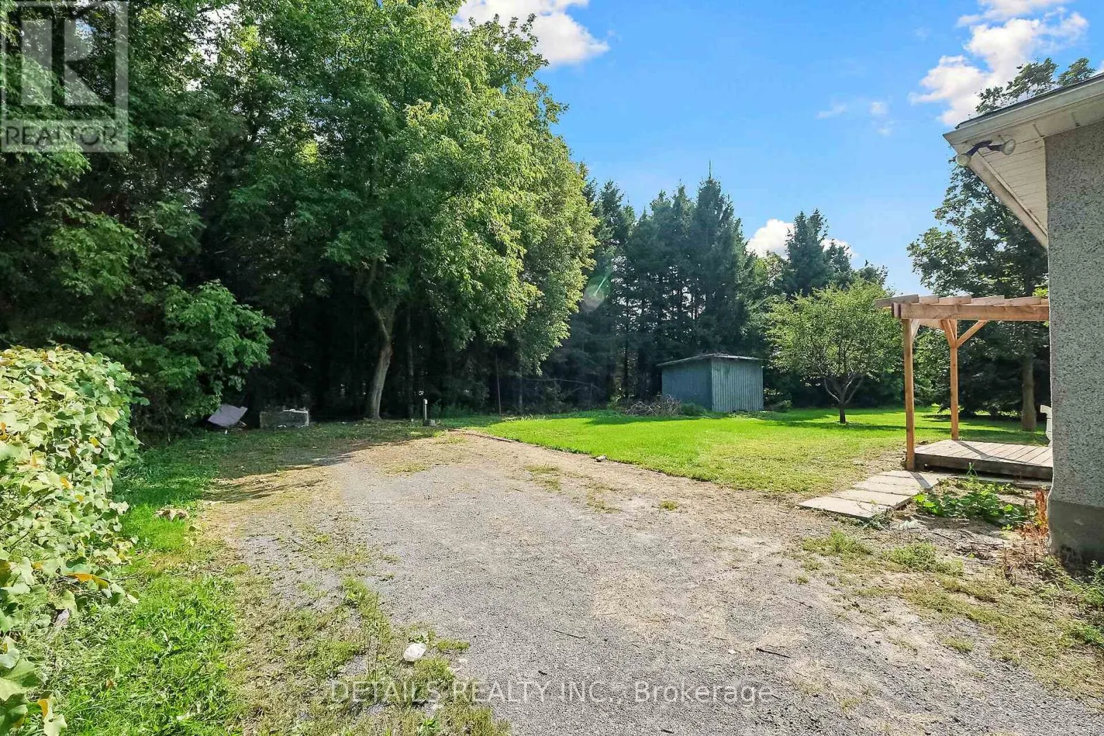 1688 RUSSELL ROAD