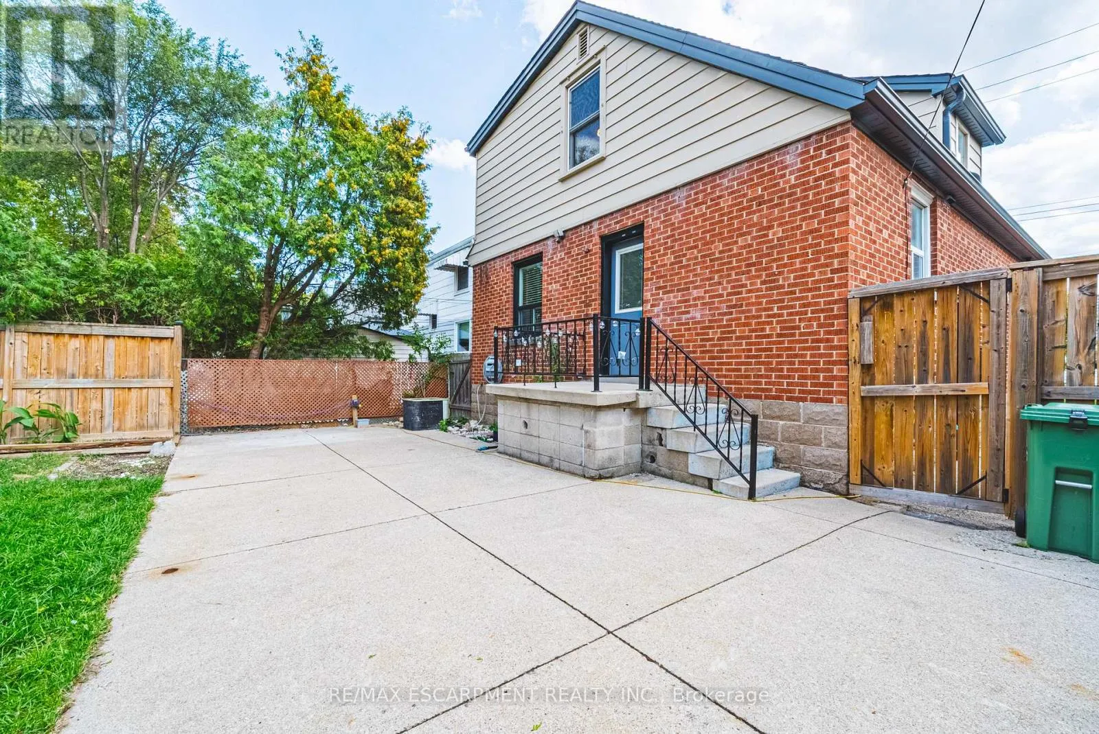 212 RODGERS ROAD
