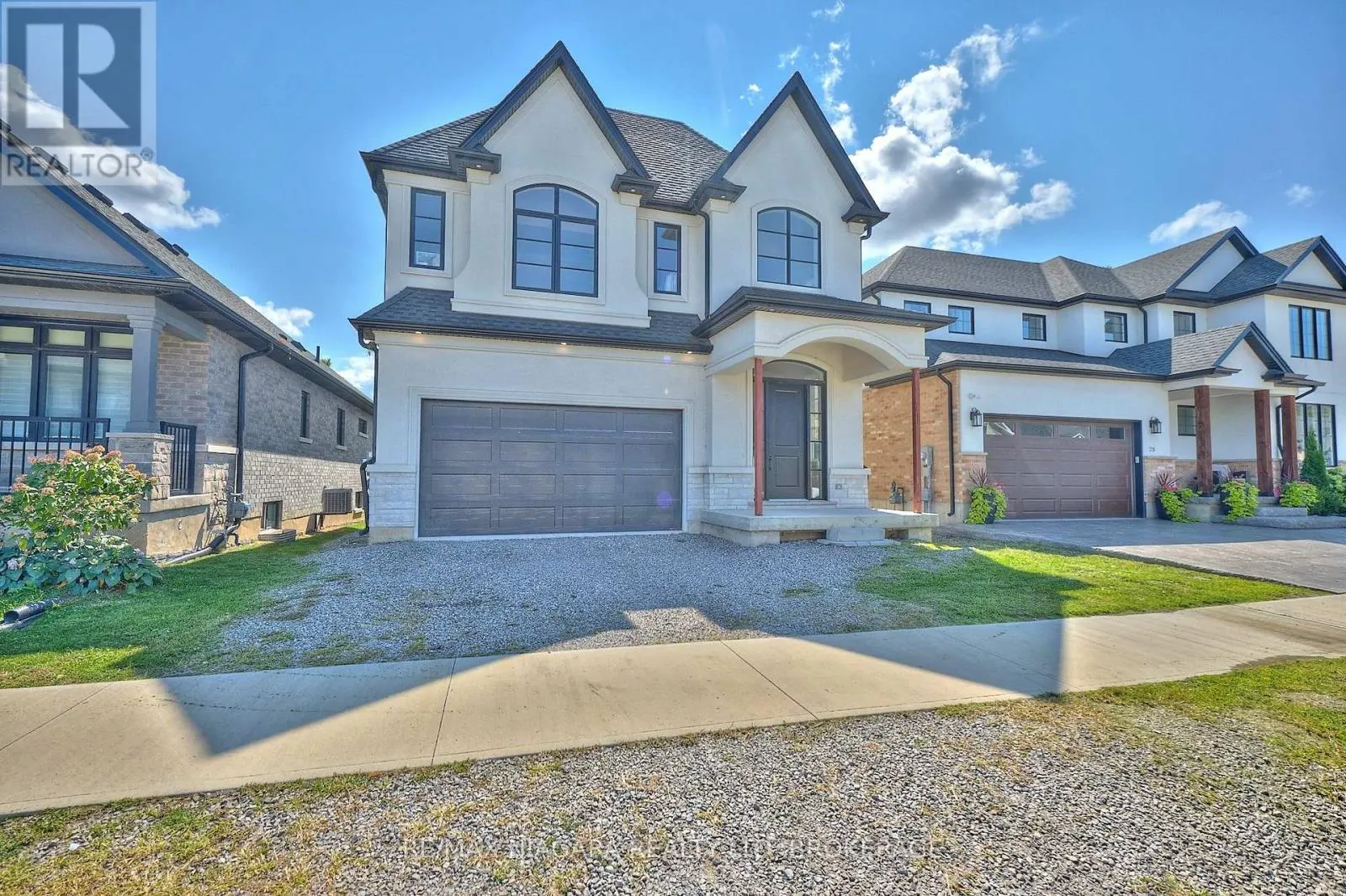 21 IVY CRESCENT