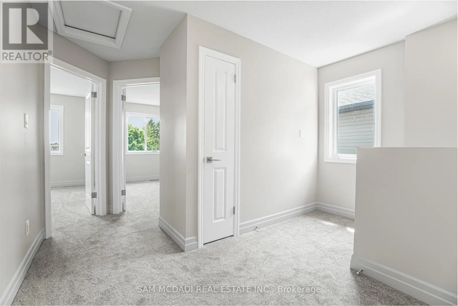 25 - 1023 DEVONSHIRE AVENUE