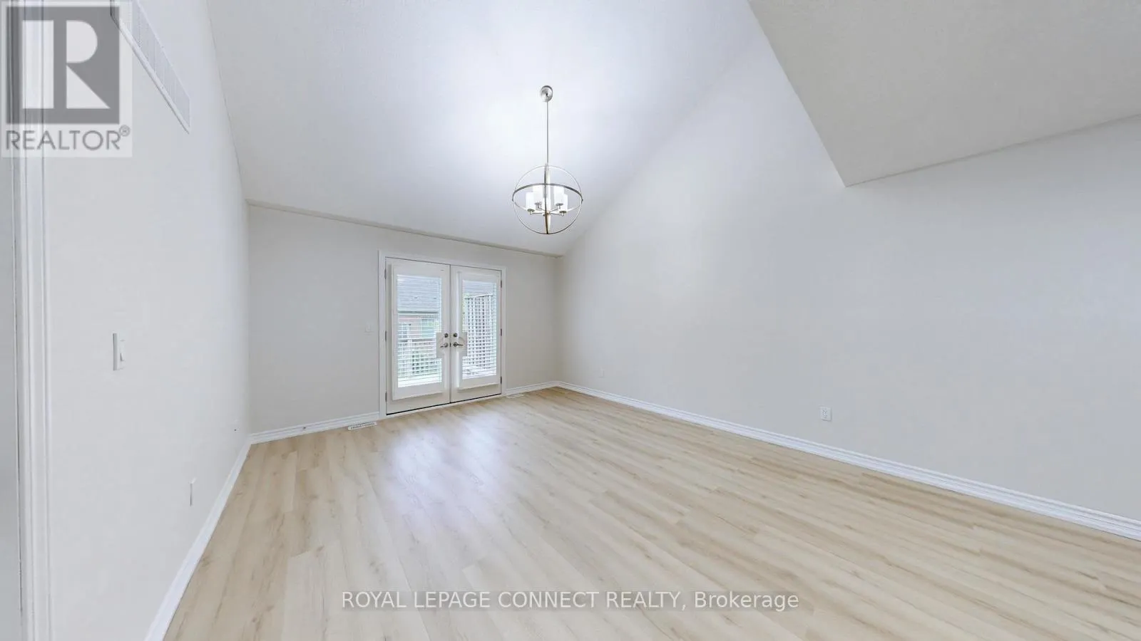 13 - 11 HARVEST LANE