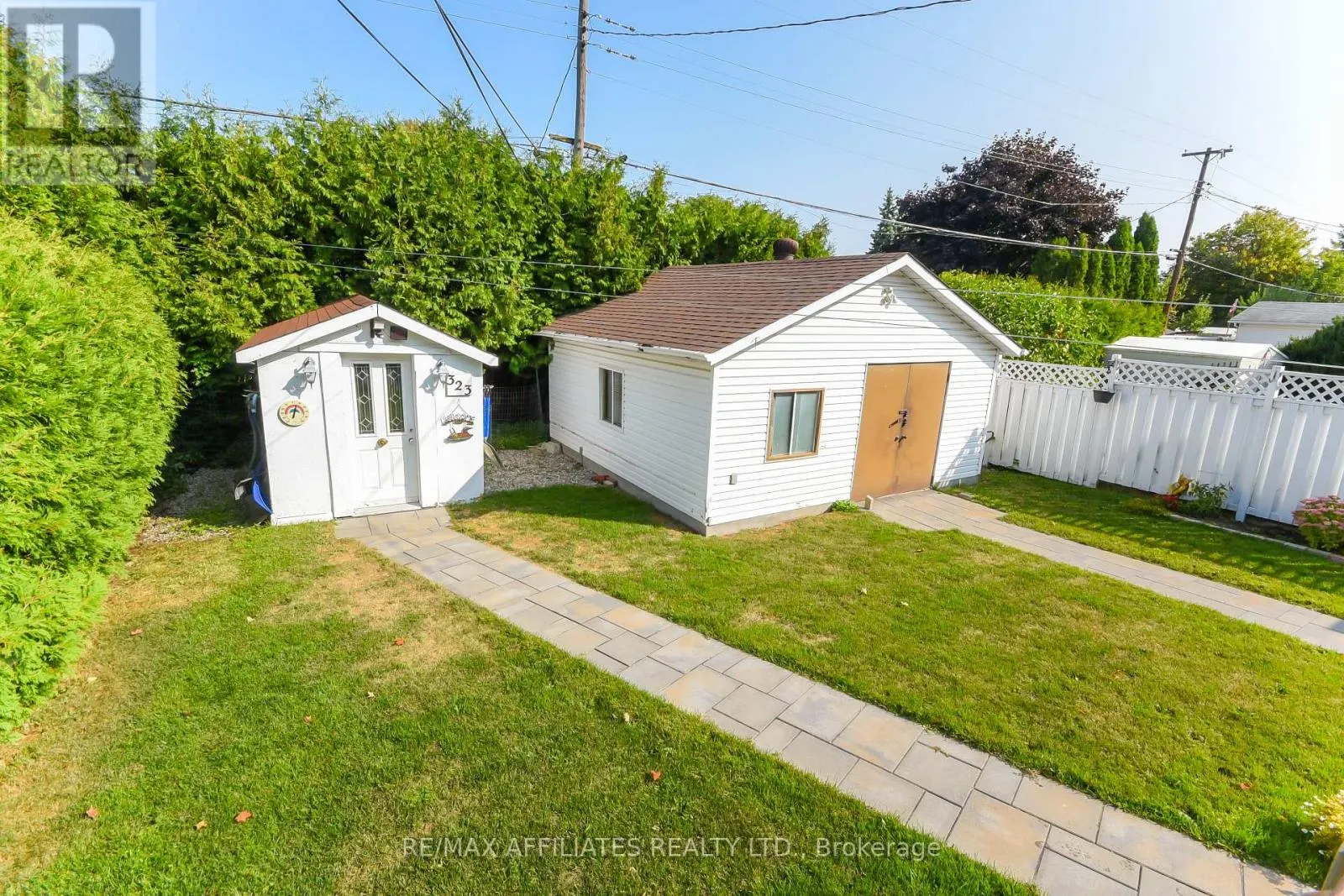 323 FULLERTON AVENUE