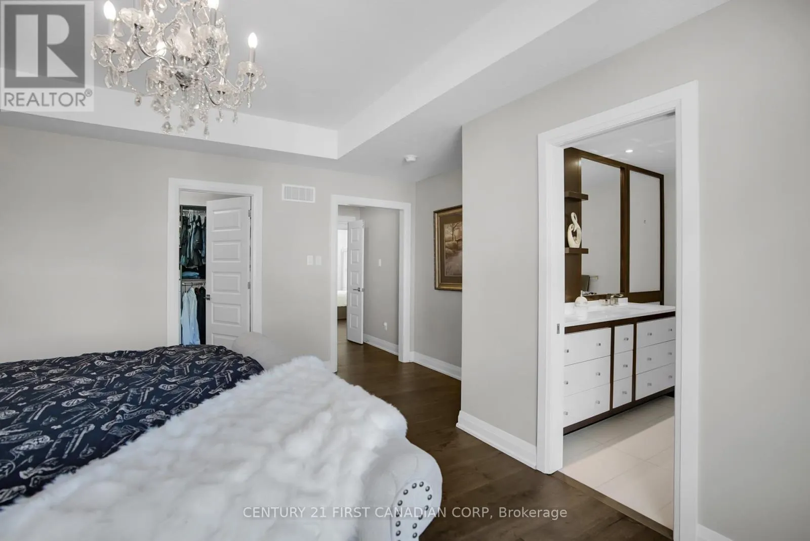 90 PEBBLECREEK WALK W