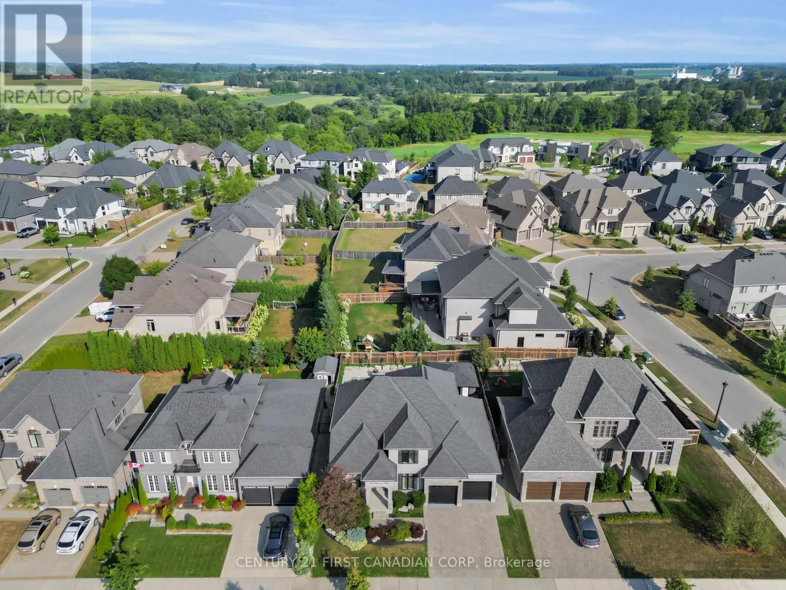 90 PEBBLECREEK WALK W