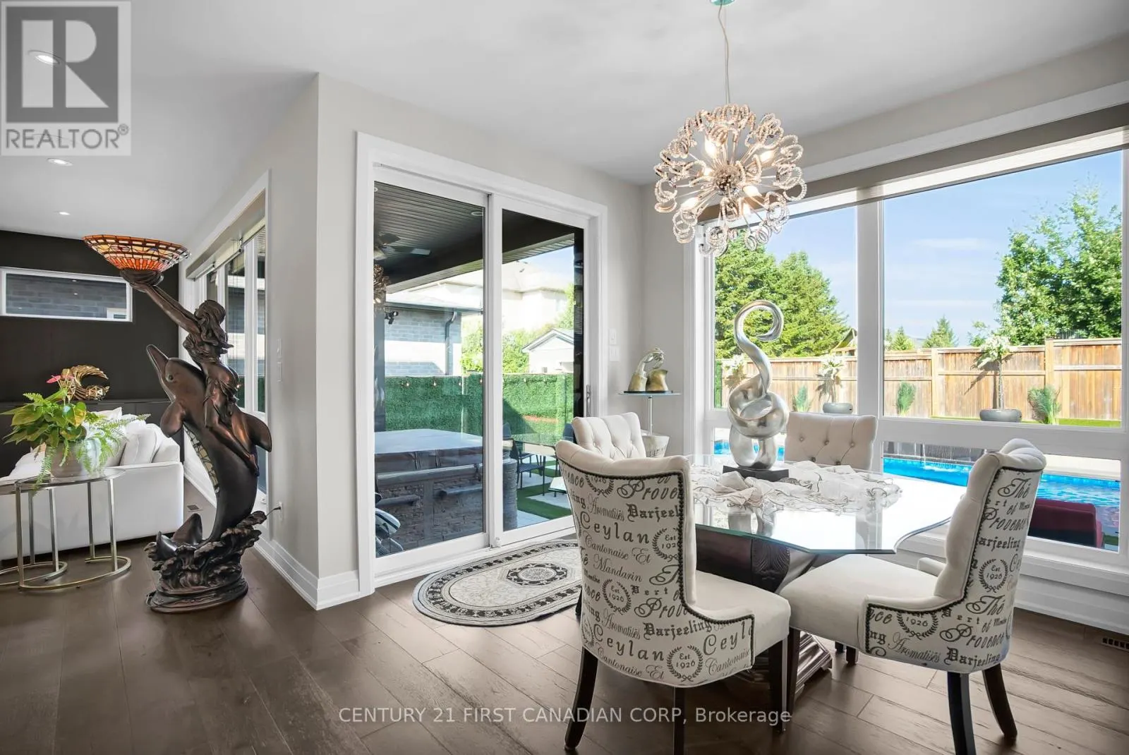 90 PEBBLECREEK WALK W
