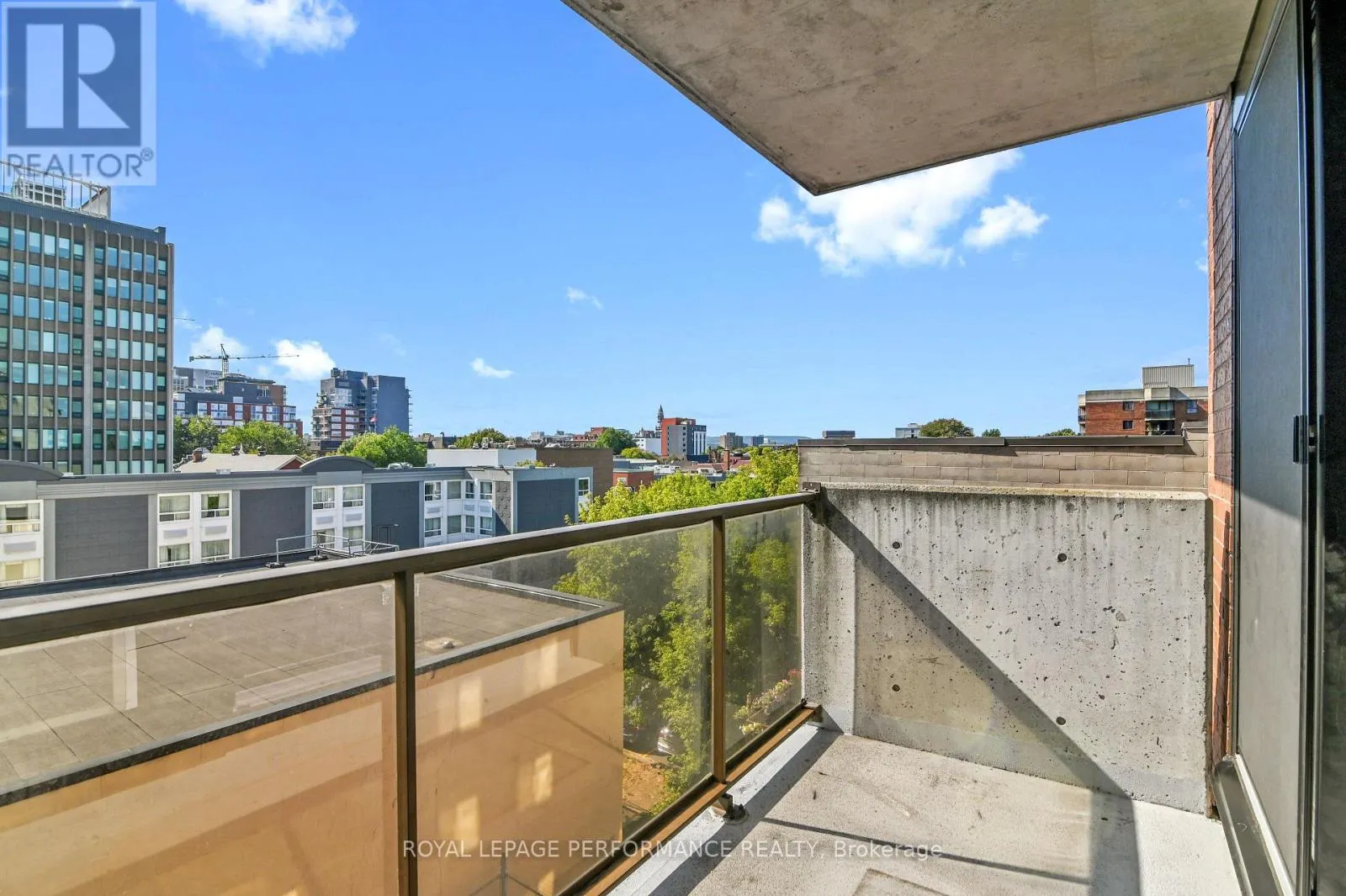 501 - 154 NELSON STREET