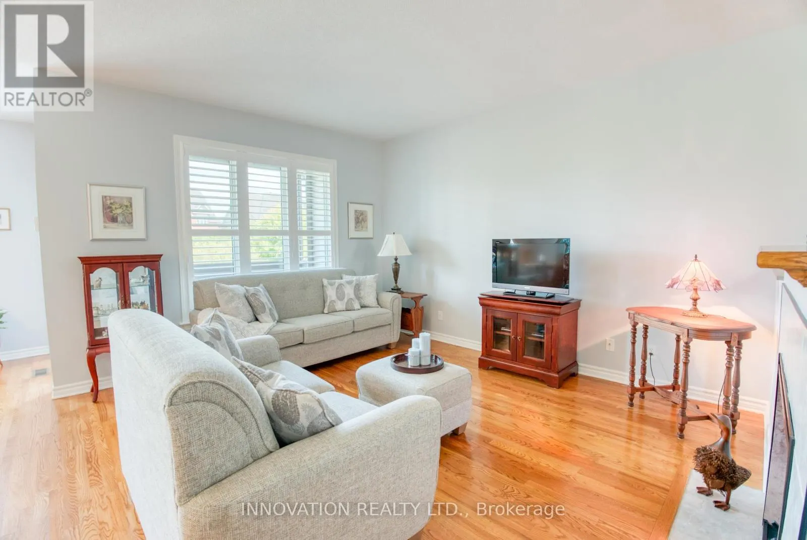 13 EILEEN CRESCENT