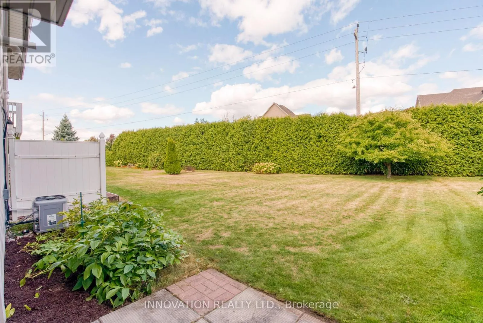 13 EILEEN CRESCENT