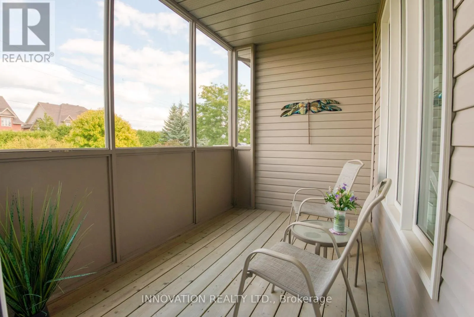 13 EILEEN CRESCENT