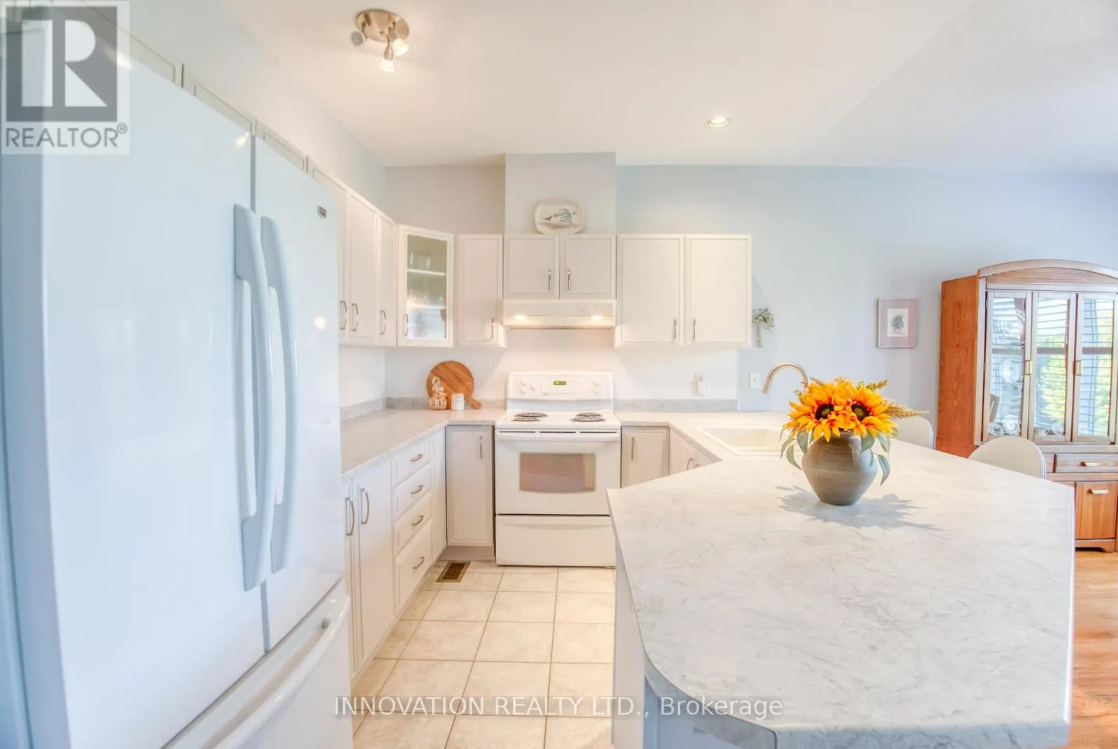 13 EILEEN CRESCENT