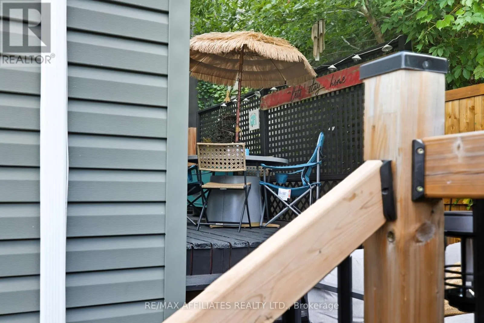 104 BETHUNE STREET