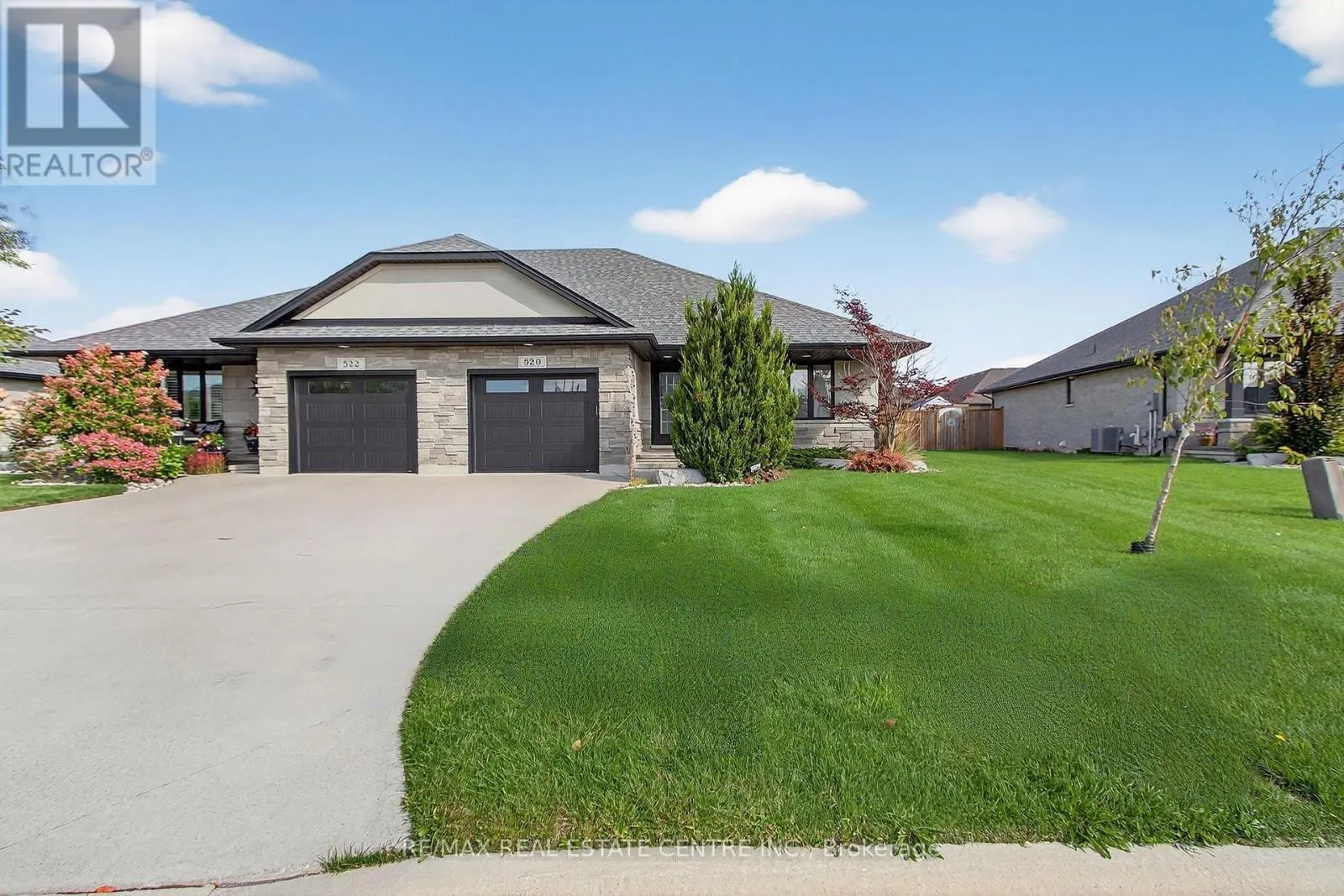 520 MOLINARI CRESCENT