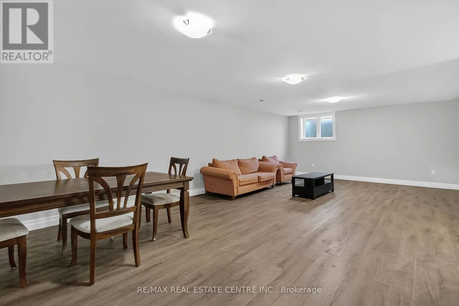 520 MOLINARI CRESCENT