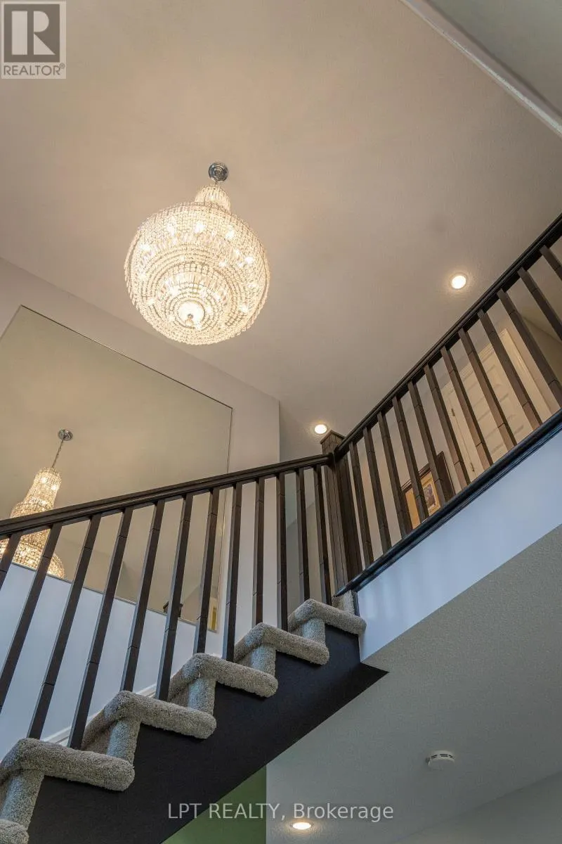 410 ANDALUSIAN CRESCENT