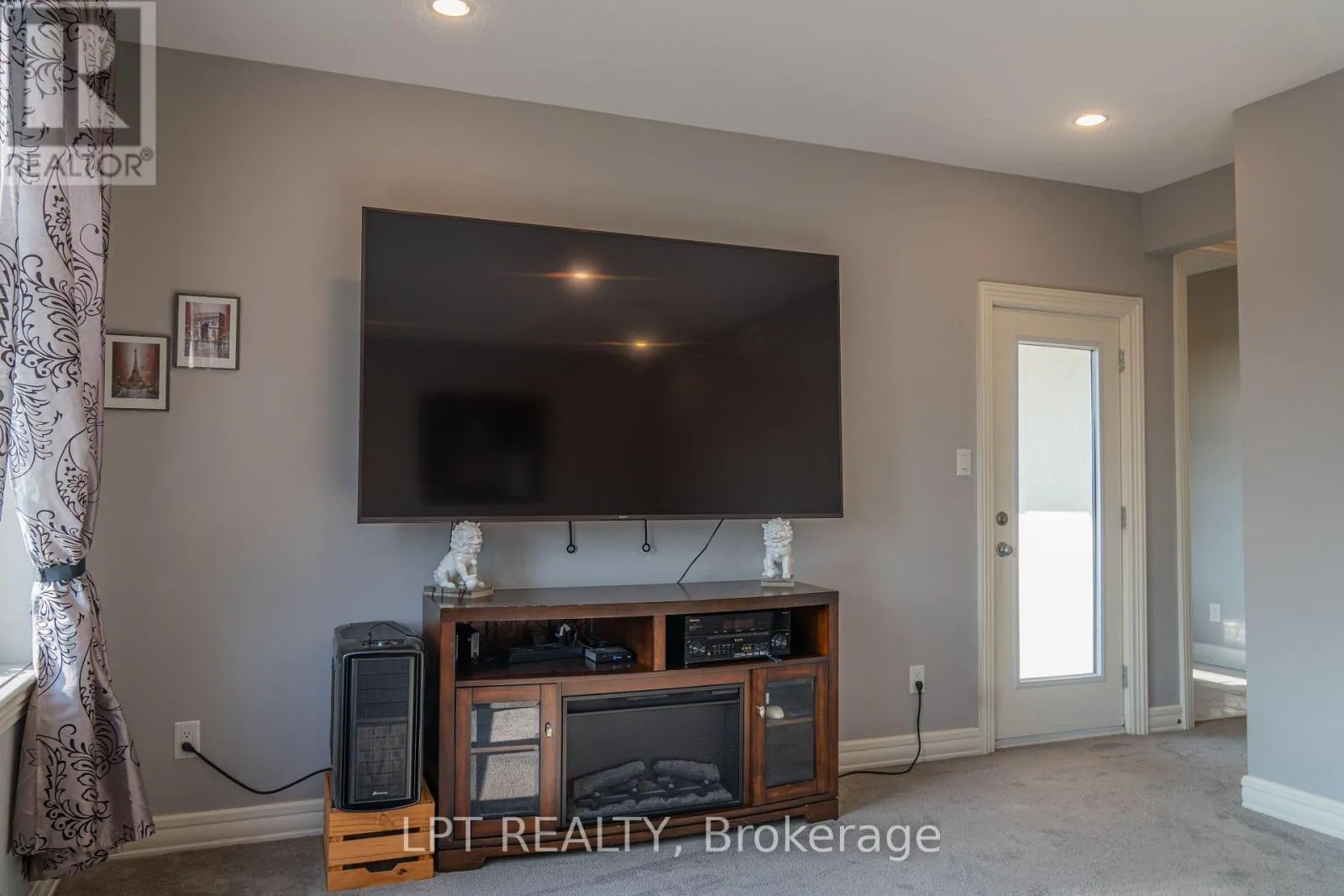 410 ANDALUSIAN CRESCENT