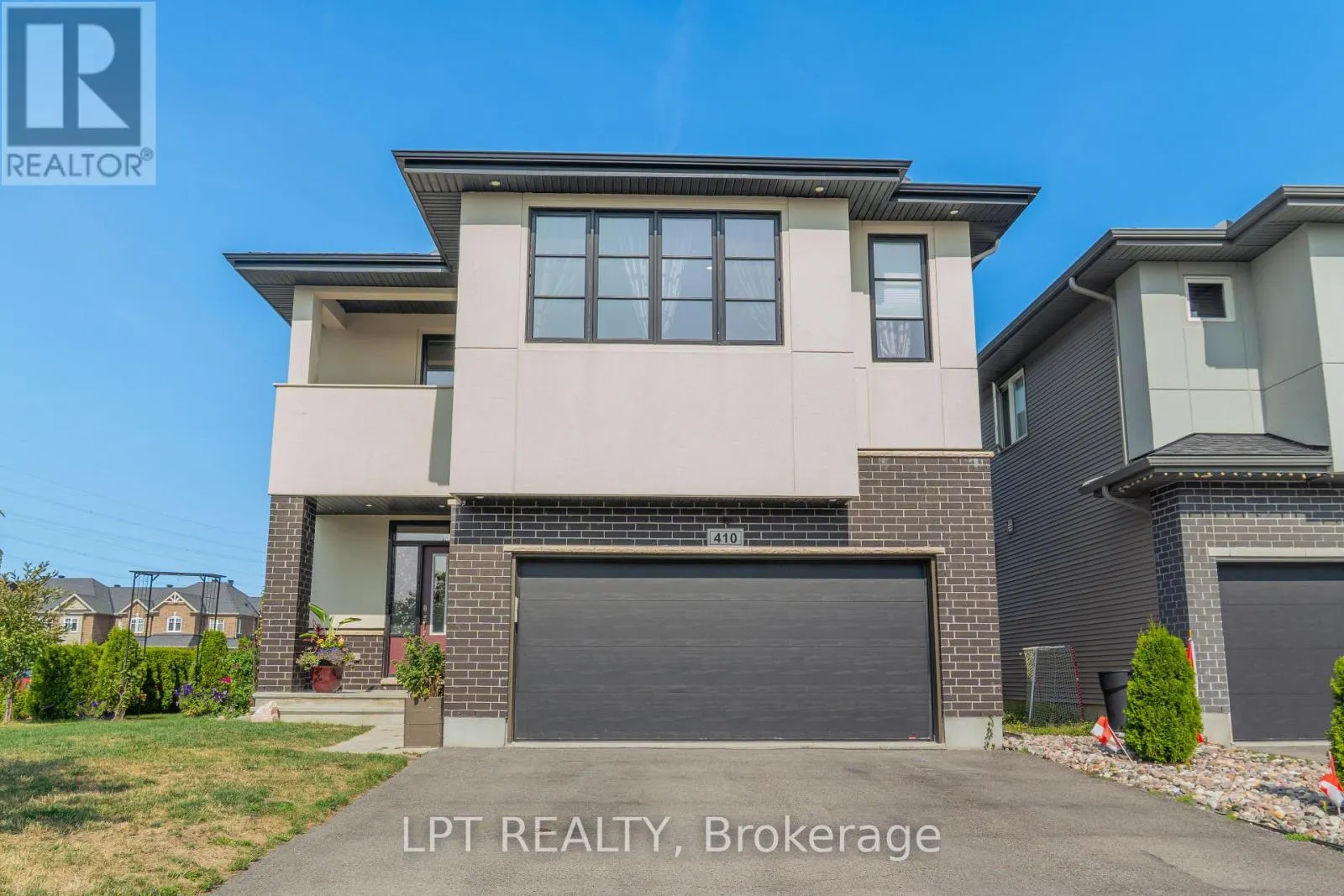 410 ANDALUSIAN CRESCENT
