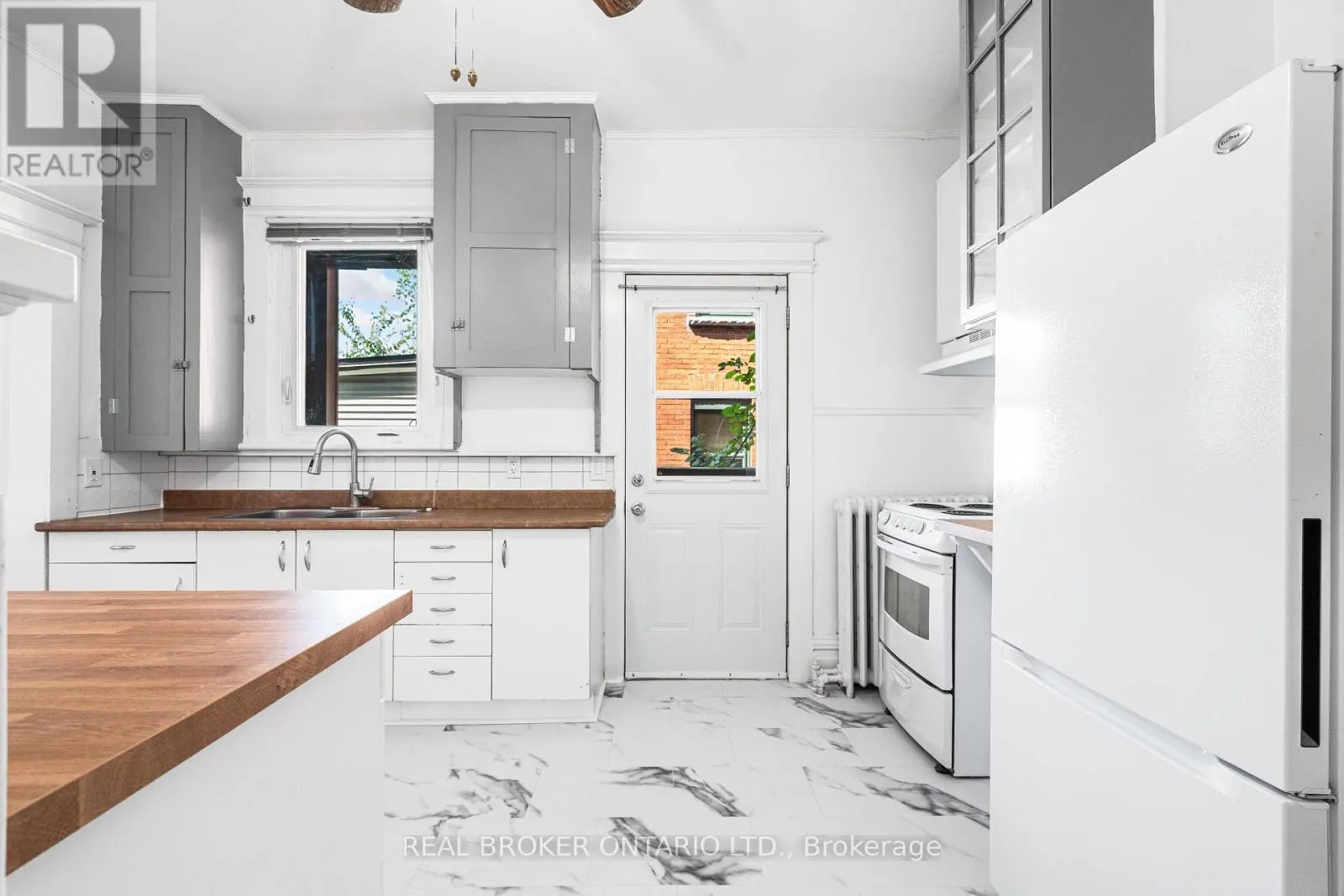 1 - 72 UPPER LORNE PLACE