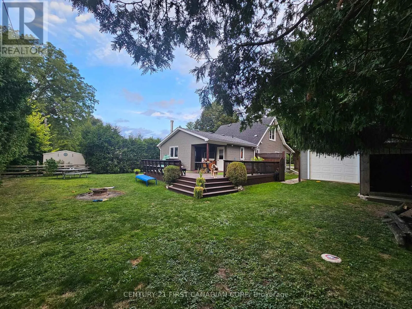 16 CHURCHILL DRIVE