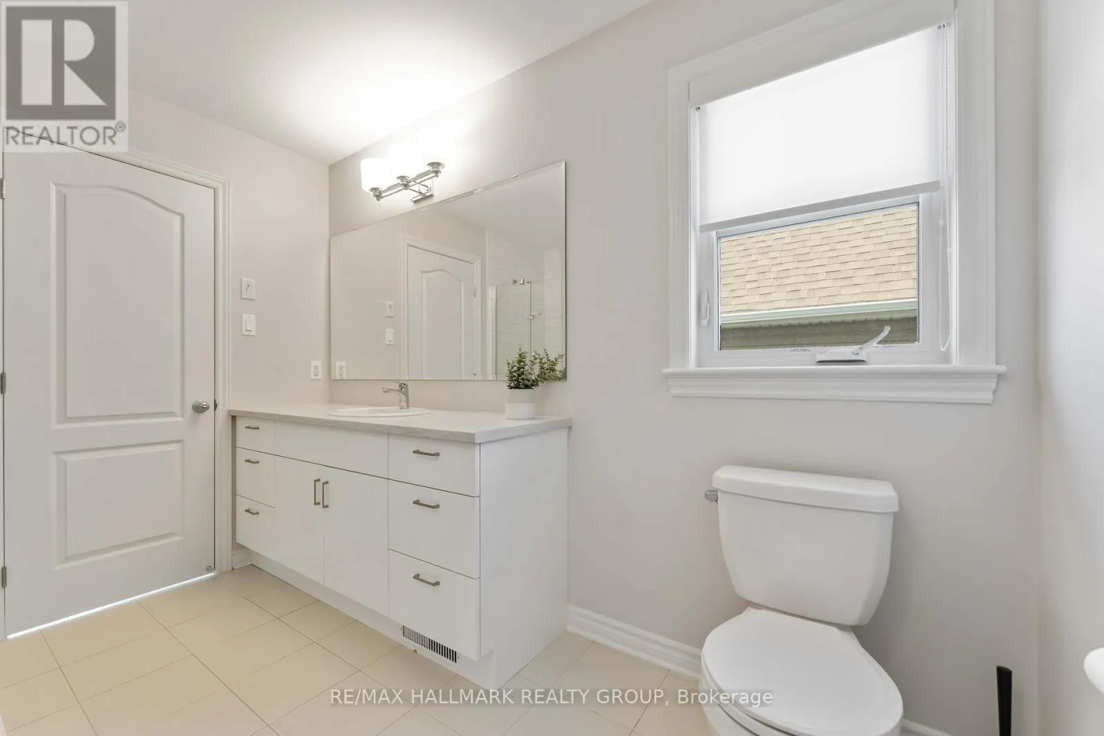 59 FINSBURY AVENUE