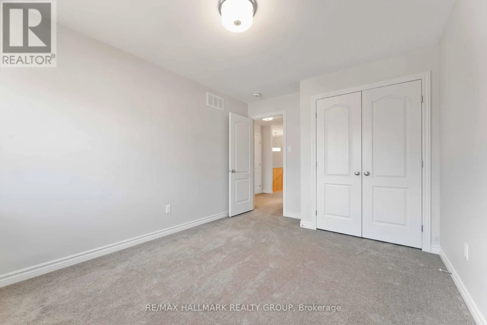 59 FINSBURY AVENUE