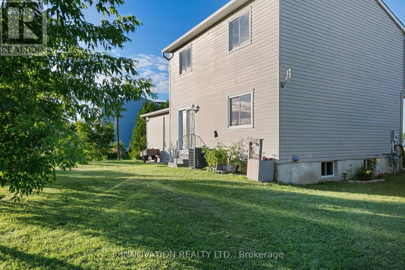 105 CRICKET CRESCENT