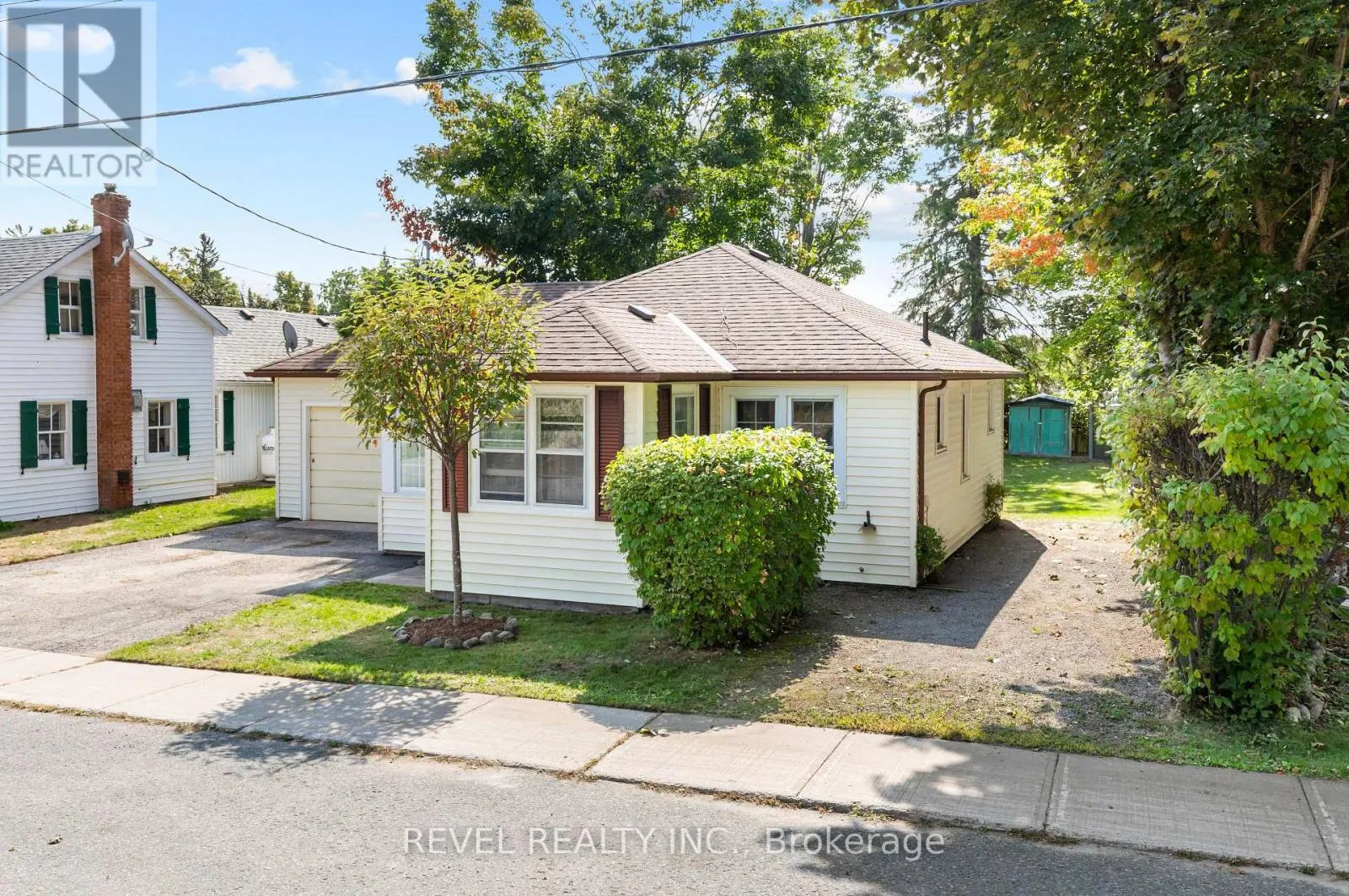 72 KING STREET W