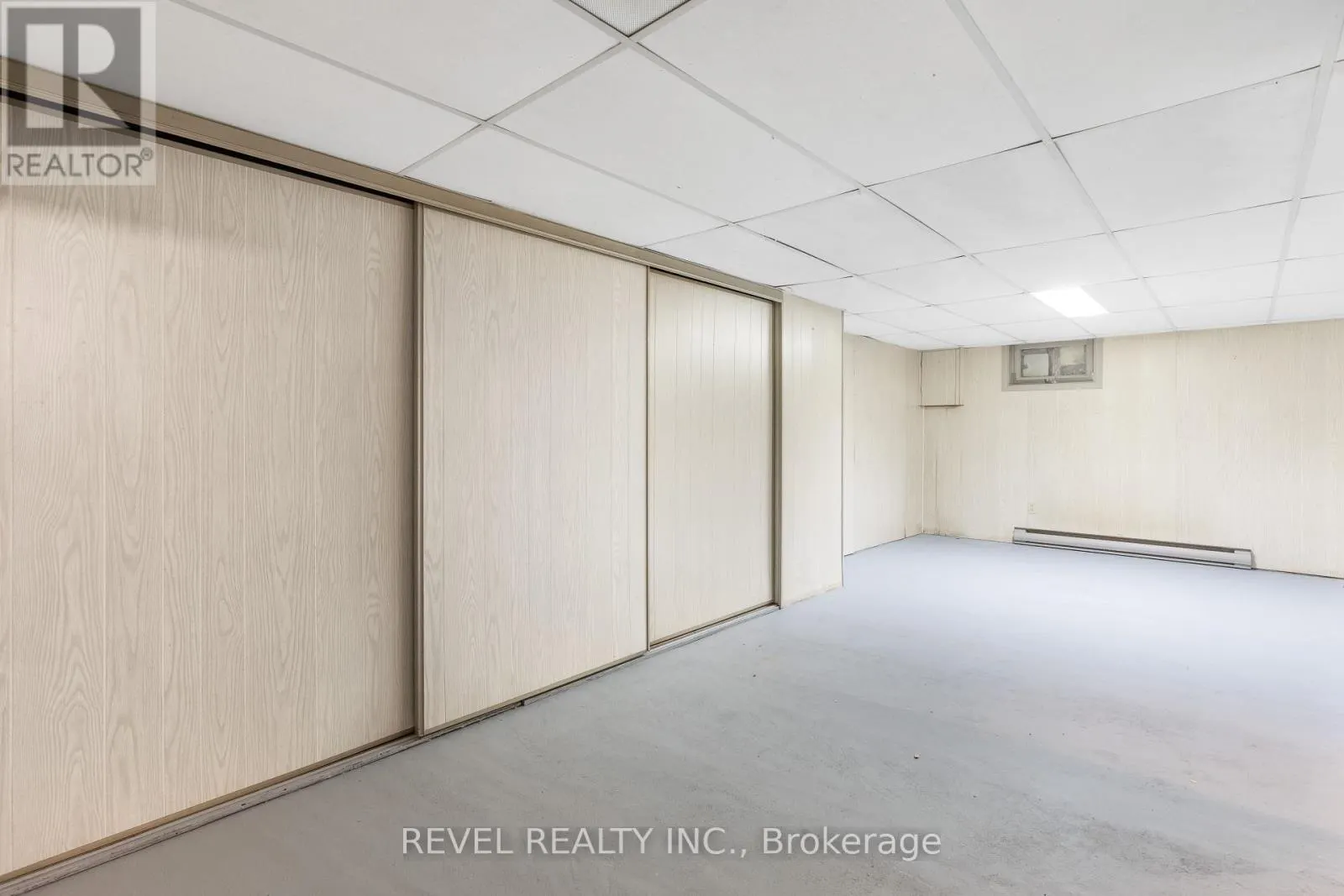 72 KING STREET W