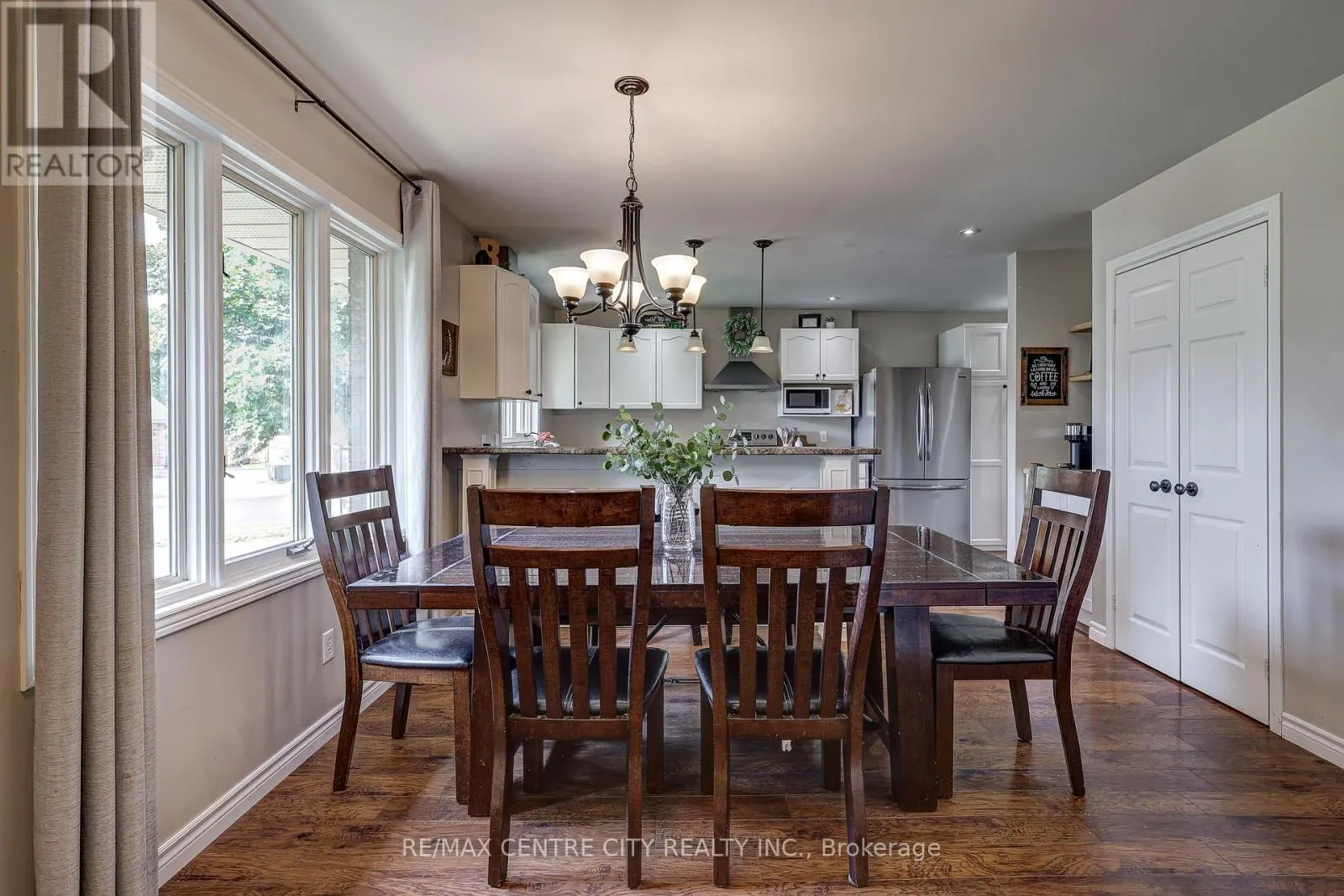 25 HAWTHORNE CRESCENT