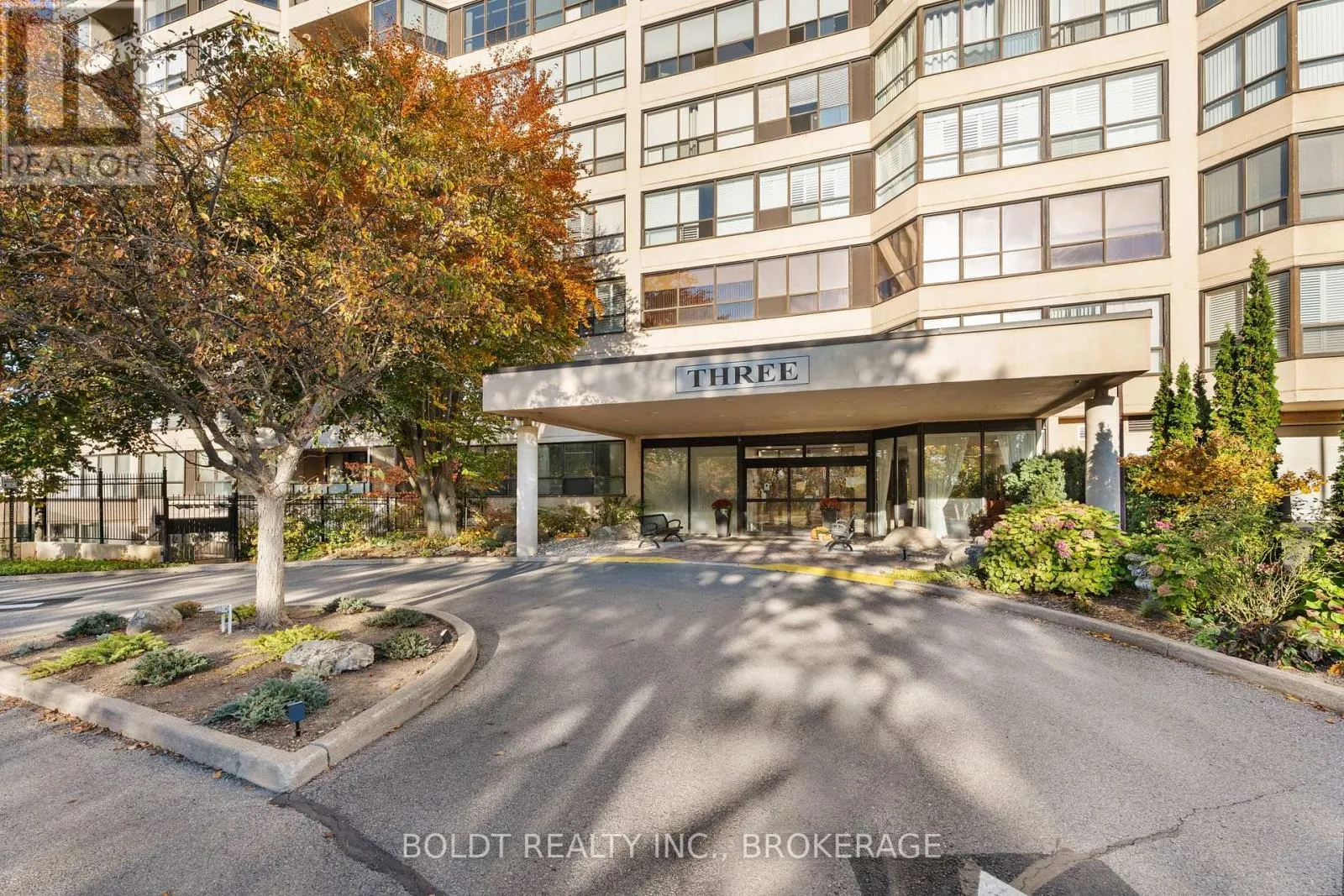 1001 - 3 TOWERING HEIGHTS BOULEVARD, #1001
