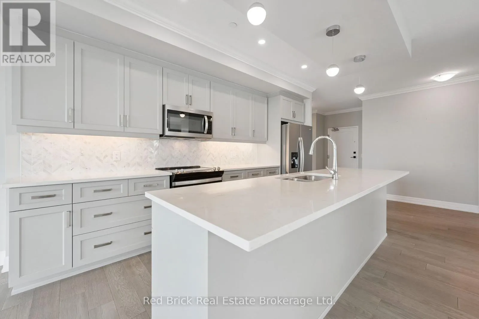 805 - 1880 GORDON STREET, #805