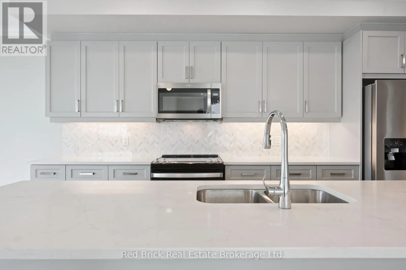 805 - 1880 GORDON STREET, #805
