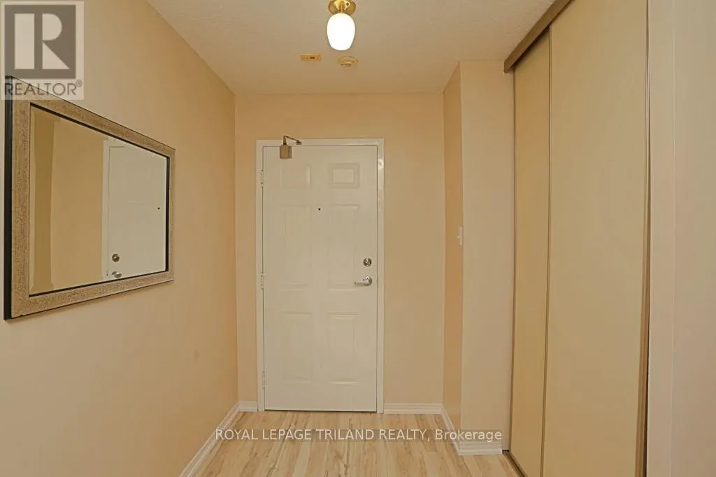 309 - 95 BASELINE ROAD W, #309