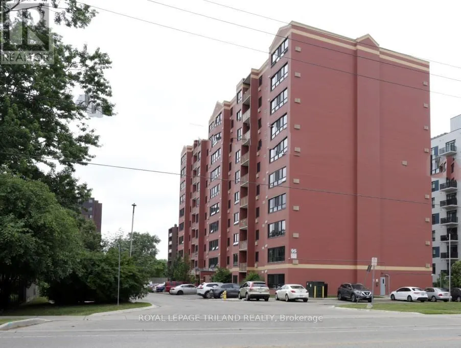 309 - 95 BASELINE ROAD W, #309