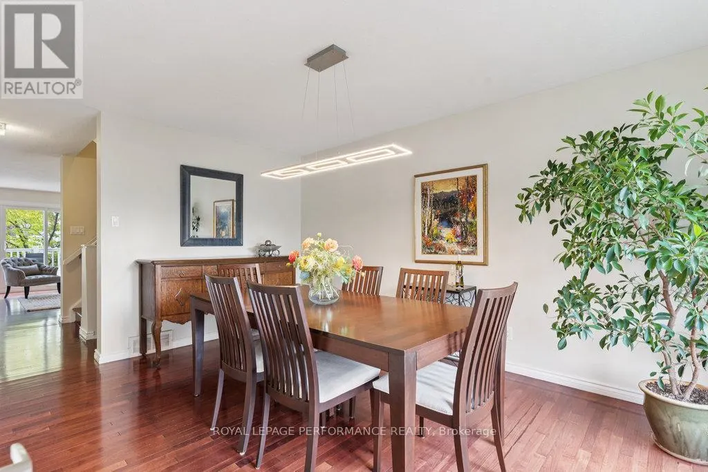5 FORSYTH LANE